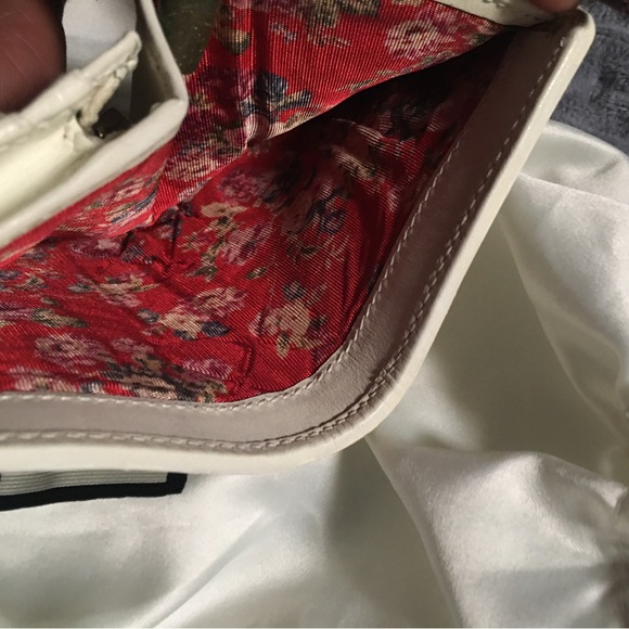 Gucci White GG Quilted Trapuntata Compact wallet - Picture 12 of 13